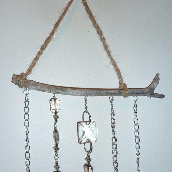 Suncatcher L Treated driftwood, cut glass pieces, Swarovski crystals etc - Picture 2 of 2